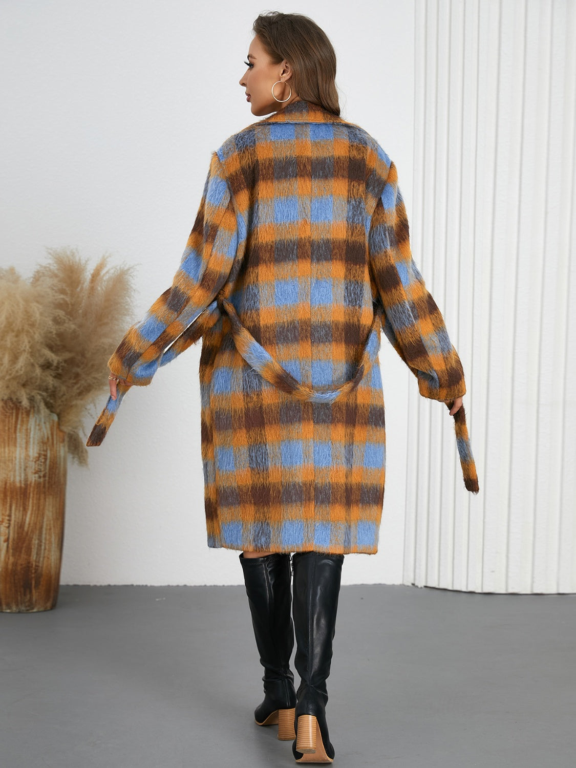 Amelia - Knitted Checked Coat with Collar