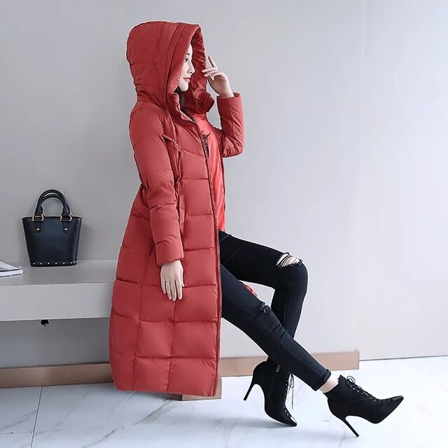 Chic Winter Coat with Hood for Women