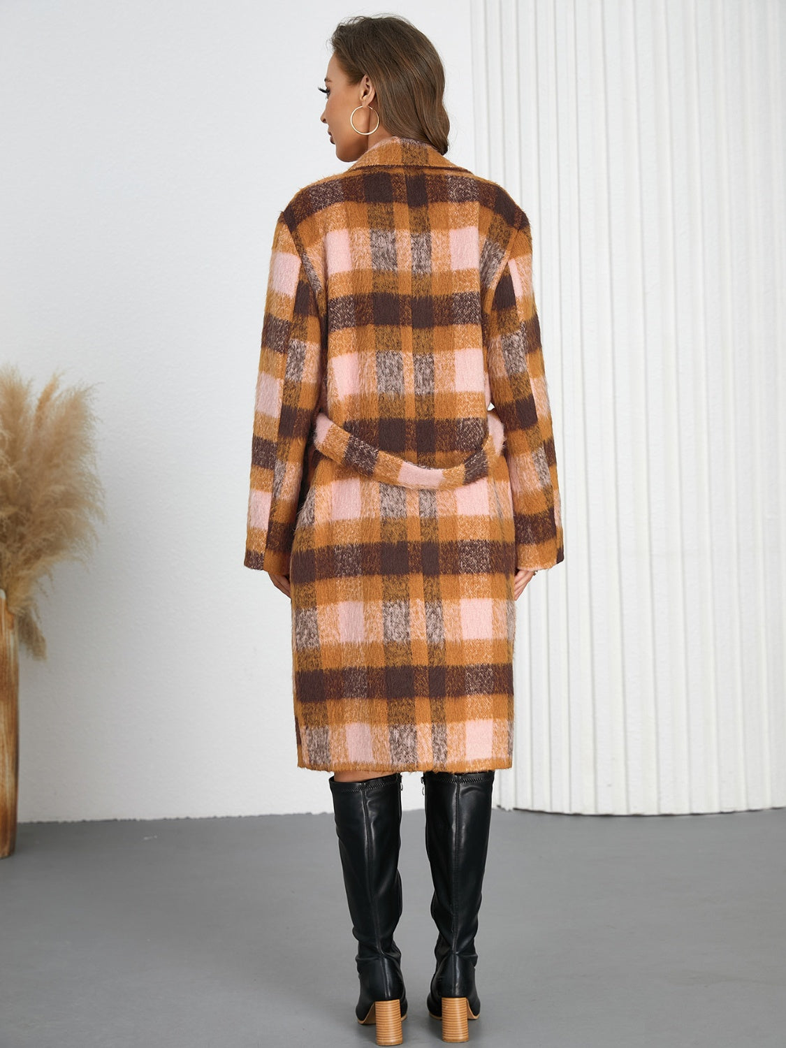 Amelia - Knitted Checked Coat with Collar