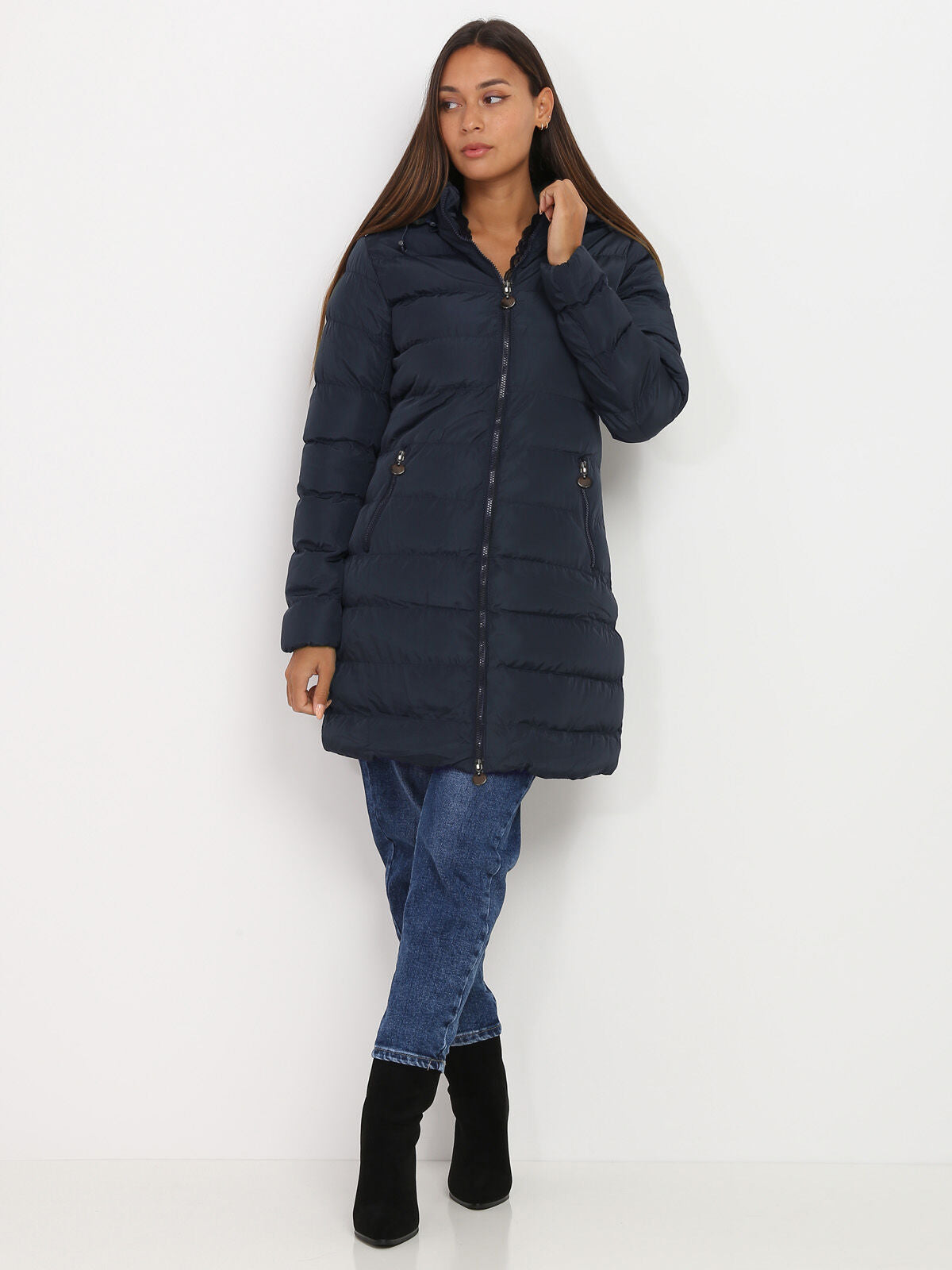 Lisa - Women's Winter Coat with Hood