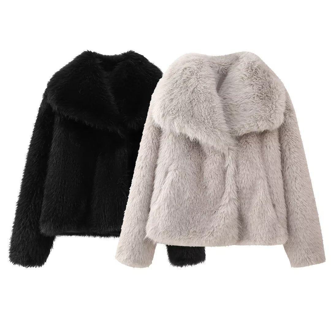 Women's Fur Coat - Warm & Comfortable