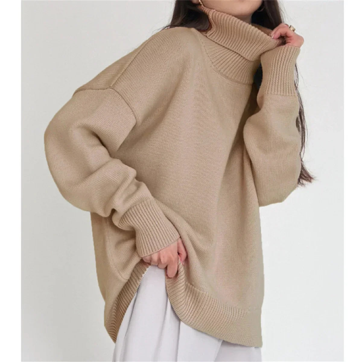 Adèle - Women's Turtleneck Sweater