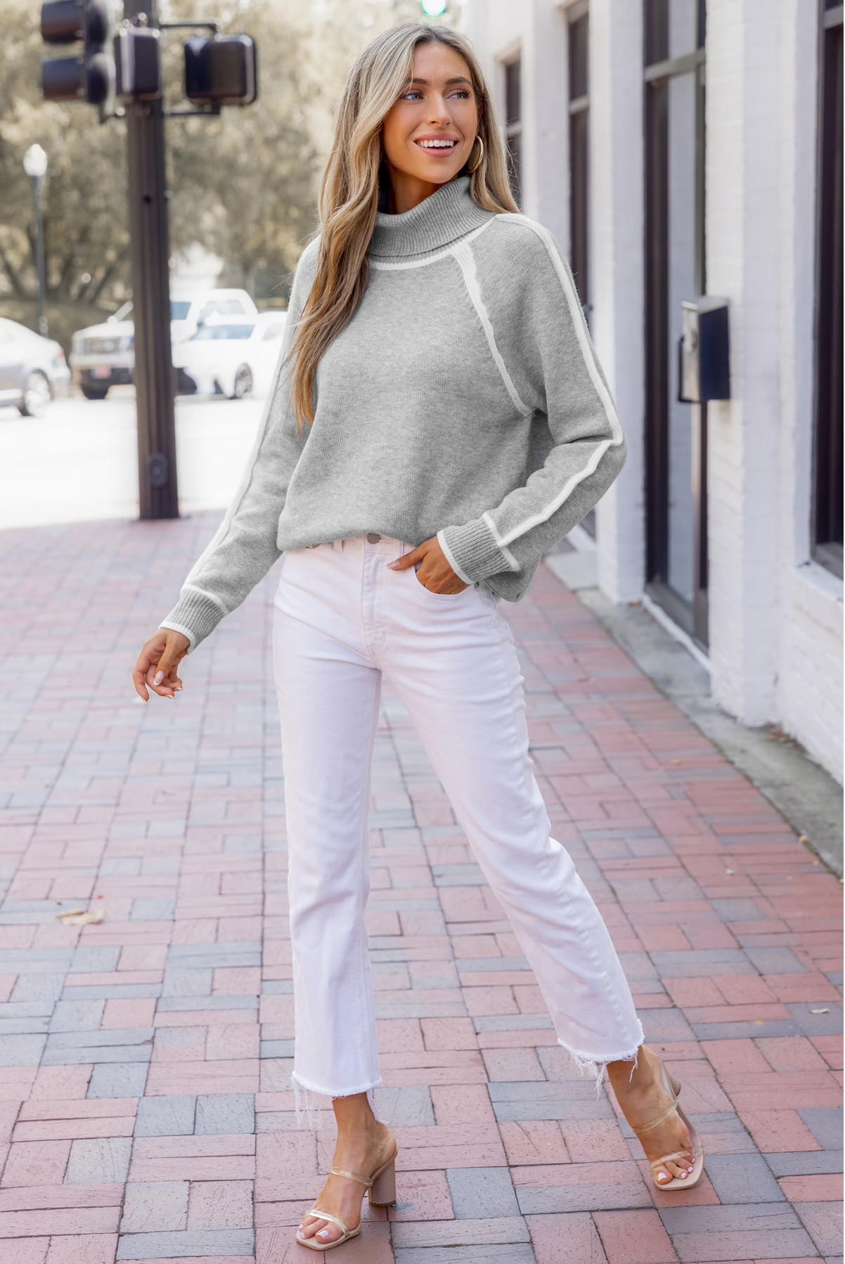 Grey Turtleneck Sweater with Long Sleeves – Stylish & Comfortable