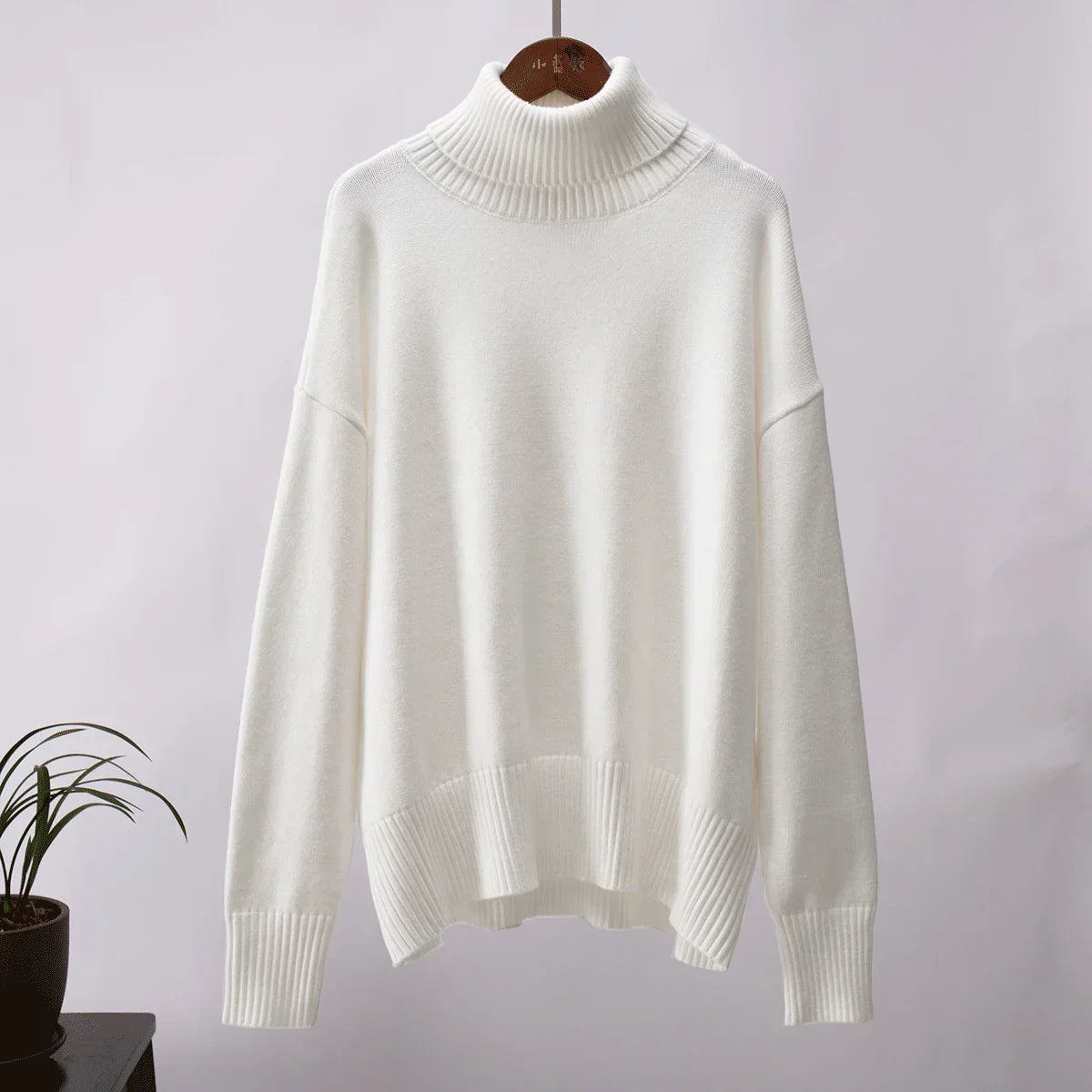 Adèle - Women's Turtleneck Sweater