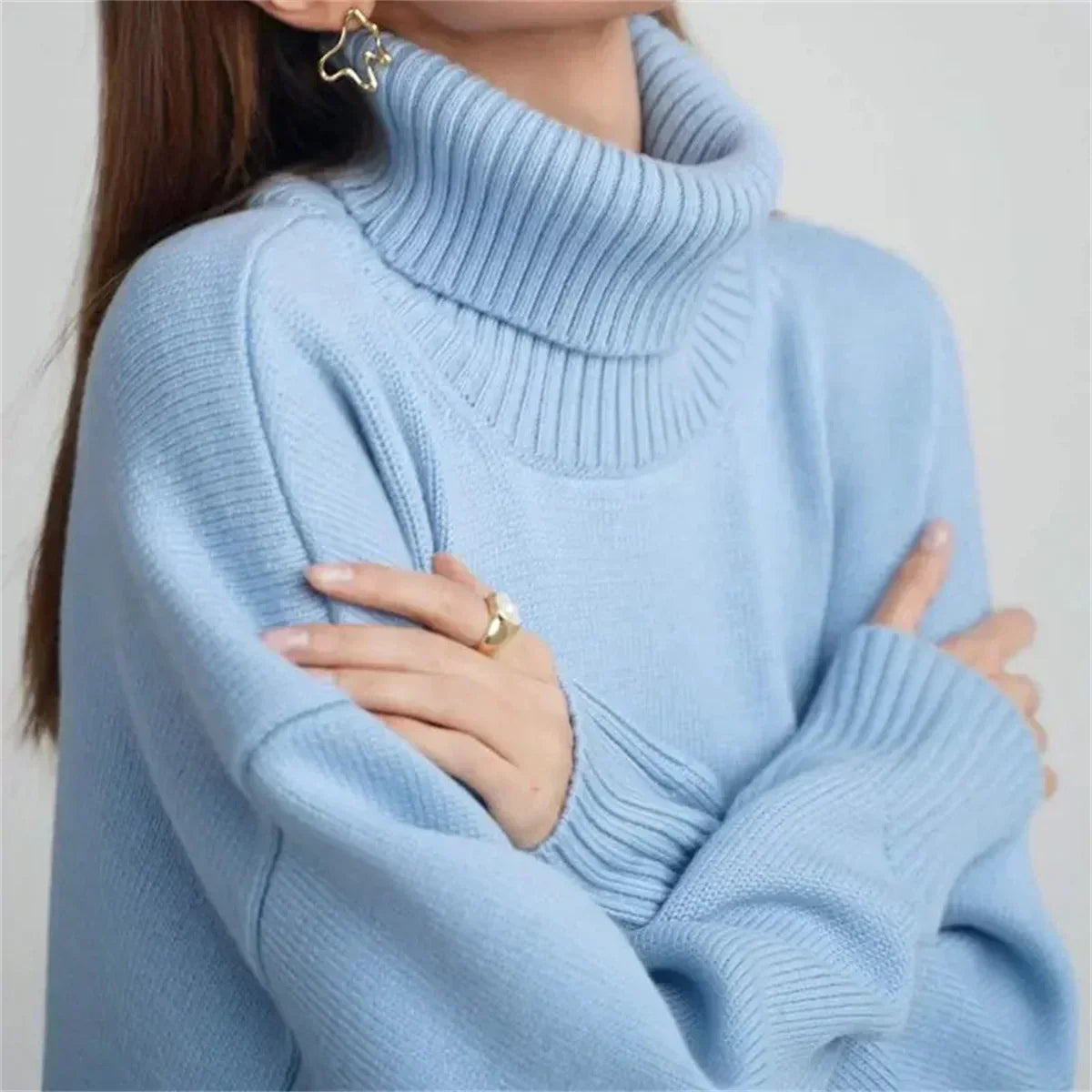 Adèle - Women's Turtleneck Sweater