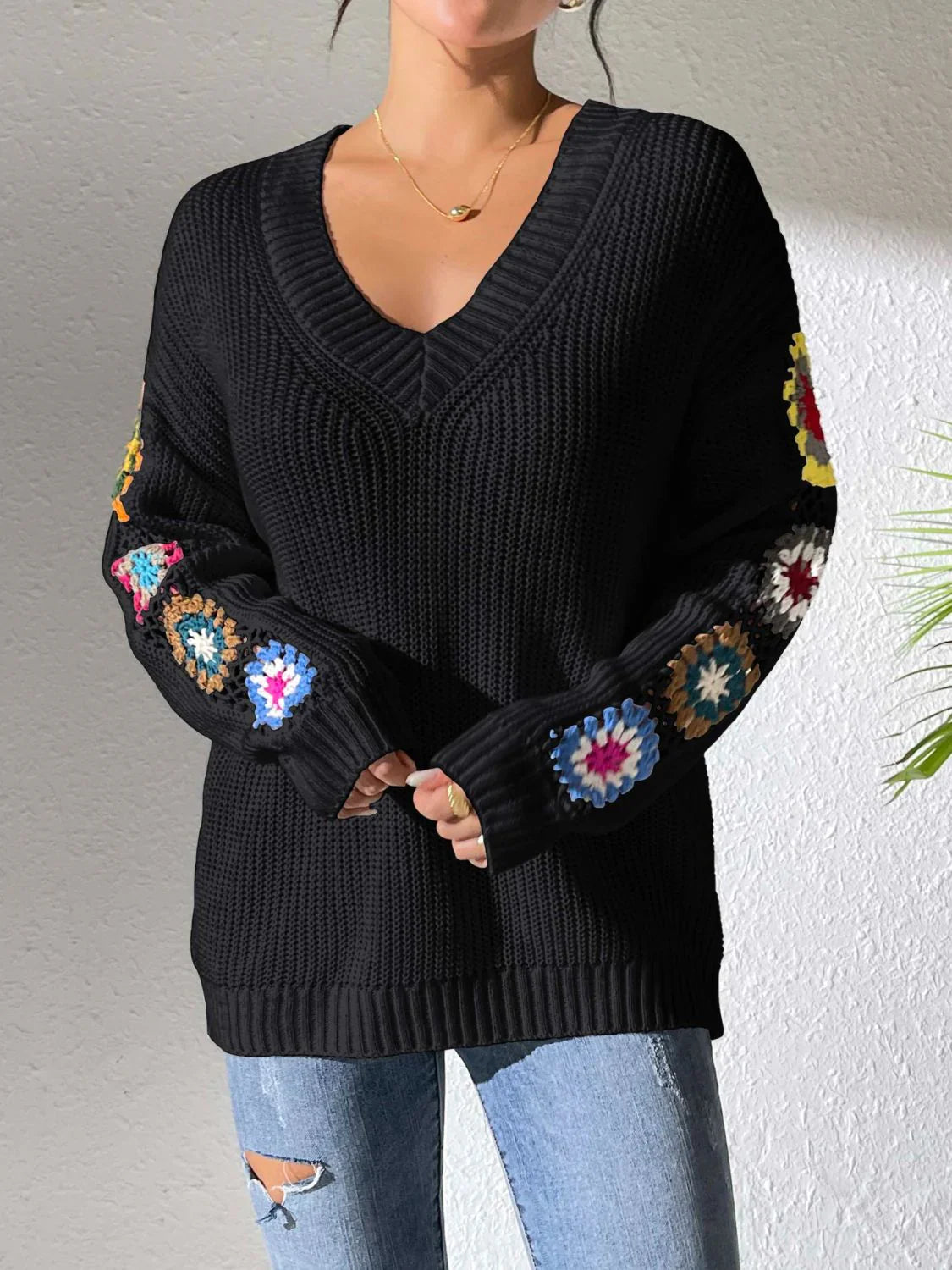 Elodie - Floral Women's V-Neck Sweater