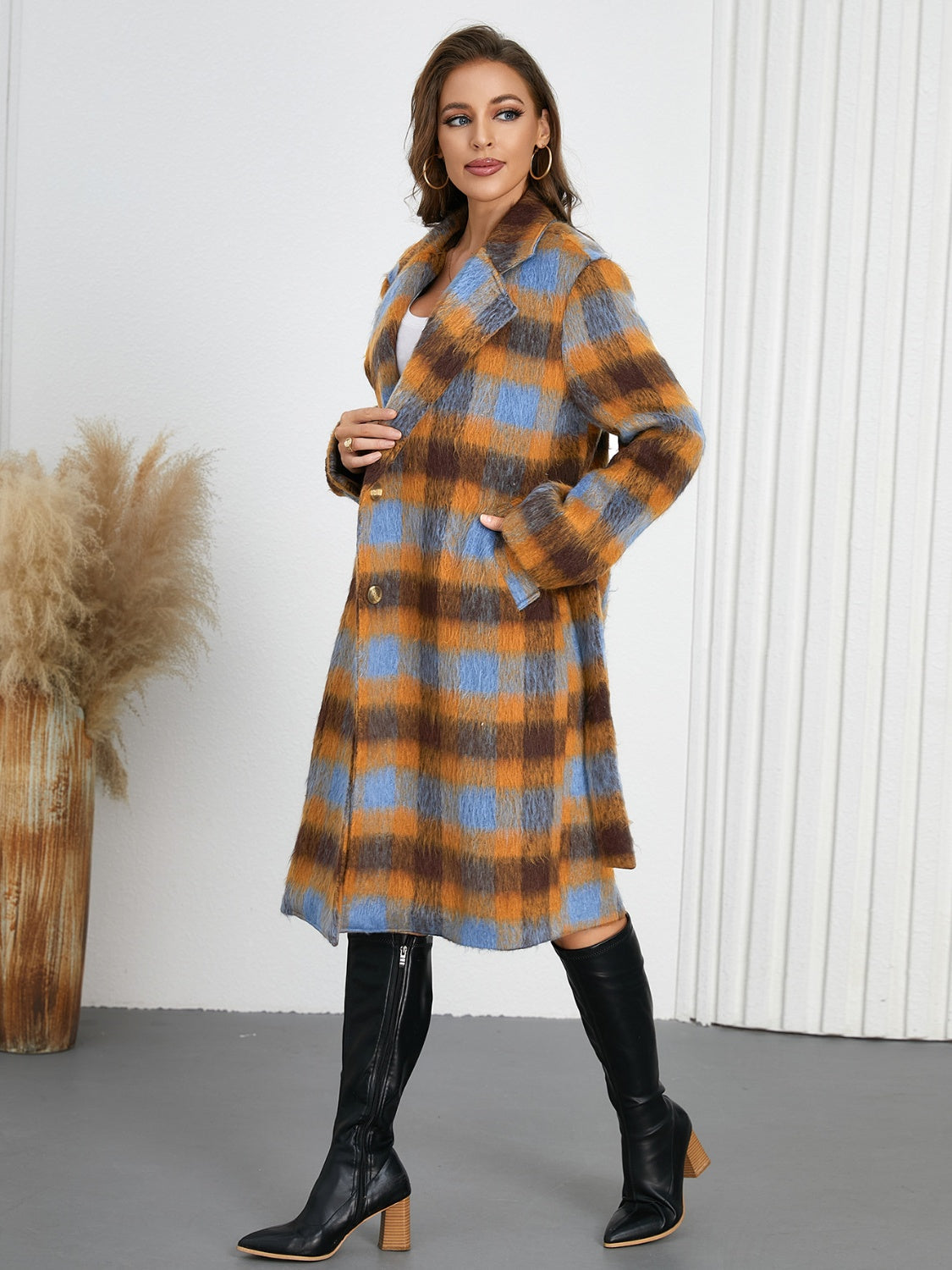 Amelia - Knitted Checked Coat with Collar