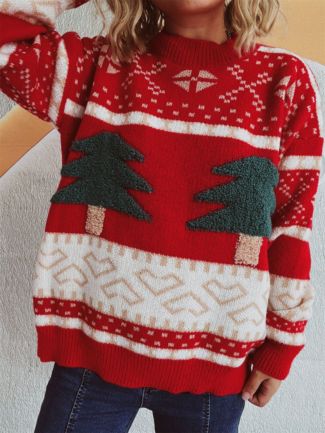 Christmas Tree Sweater with Long Sleeves and Round Neck